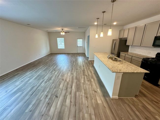 230 Olympic Ct, House other with 4 bedrooms, 2 bathrooms and 2 parking in Kyle TX | Image 4
