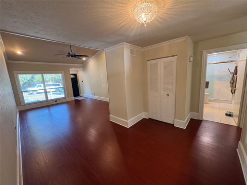 13632 Flagstone Ln, Dallas, TX, 75240-5821 | Card Image