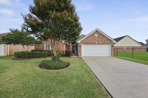 3505 Lake Arthur Dr, Port Arthur, TX, 77642-7601 | Card Image