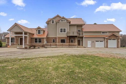 7692 N Emery Road, Rolling Prairie, IN, 46371 | Card Image