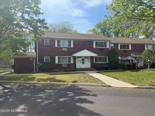 20 Juniper Ln, Eatontown, NJ, 07724-1853 | Card Image