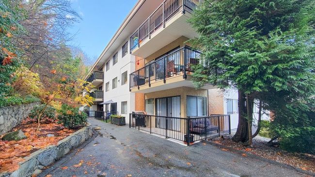 107 - 195 Mary Street, Condo with 1 bedrooms, 1 bathrooms and 1 parking in Port Moody BC | Image 2