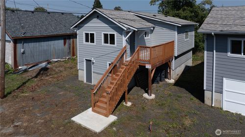 102 Martin St, Aberdeen, WA, 98520 | Card Image