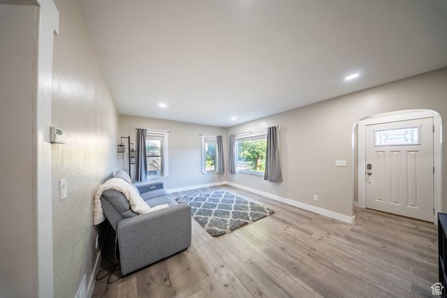 Entrance foyer featuring wood finished floors and recessed lighting | Image 9