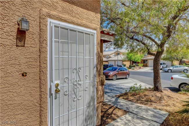 UNIT-201 - 8048 Astrology Ct, Condo with 3 bedrooms, 2 bathrooms and null parking in Las Vegas NV | Image 7