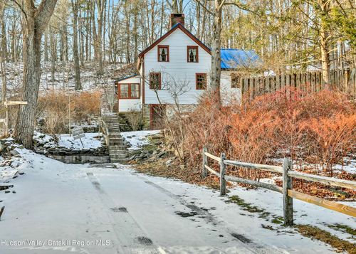 588 Hickory Bush Road, Kingston, NY, 12401 | Card Image