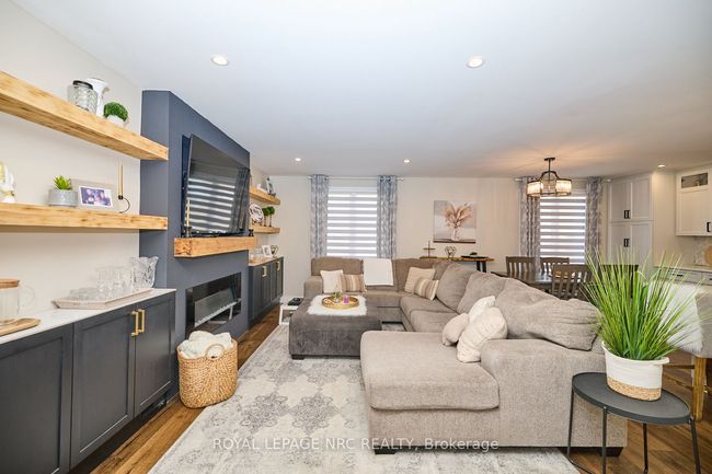 6796 Stokes St, House other with 5 bedrooms, 2 bathrooms and 4 parking in Niagara Falls ON | Image 11