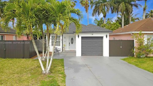 990 Sw 9th Ct, Florida City, FL, 33034-5545 | Card Image