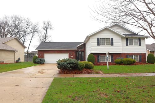 7208 Bracken Pkwy, Hobart, IN, 46342-6888 | Card Image