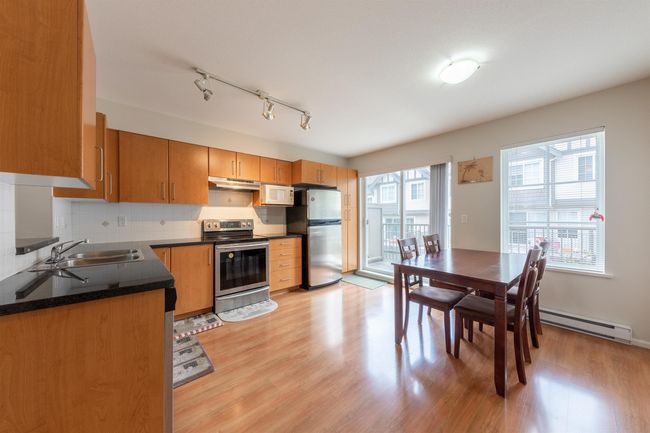 37 - 3368 Morrey Court, Townhouse with 3 bedrooms, 2 bathrooms and 2 parking in Burnaby BC | Image 7
