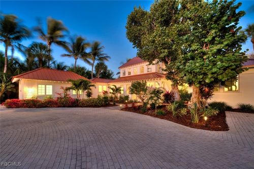 15771 Captiva Dr, CAPTIVA, FL, 33924 | Card Image