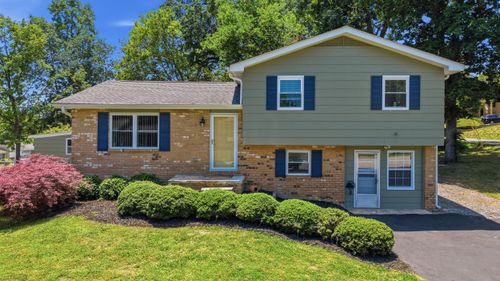 8939 Sherida Lane, Chattanooga, TN, 37416 | Card Image