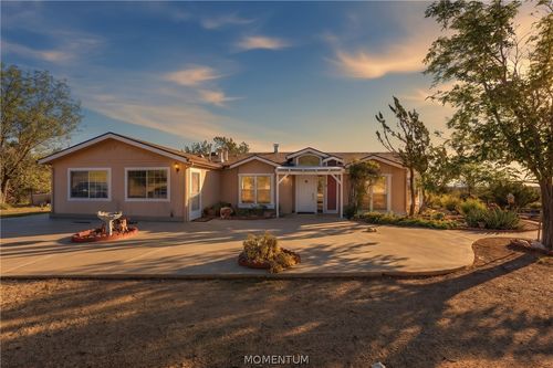 10450 E Cedar Ridge Dr, Kingman, AZ, 86401-7996 | Card Image