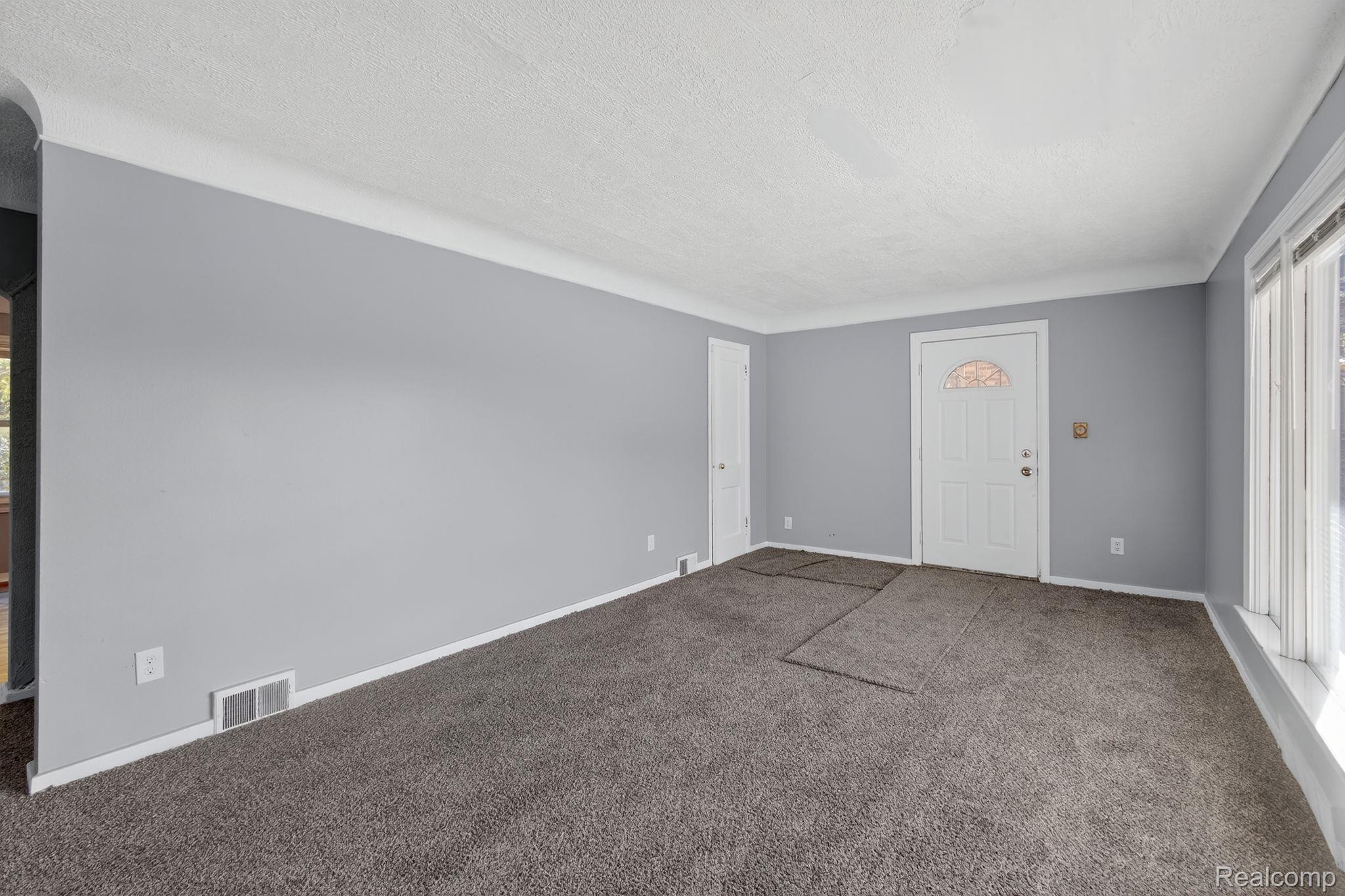 Residential Lease in Detroit 3
