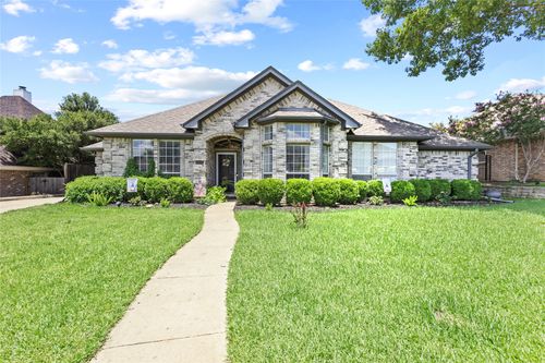 6711 Landover Hills Ln, Arlington, TX, 76017-4923 | Card Image