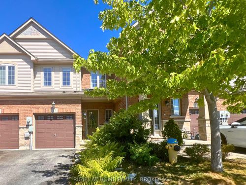 33-541 Winston Rd, Grimsby, ON, L3M0C5 | Card Image