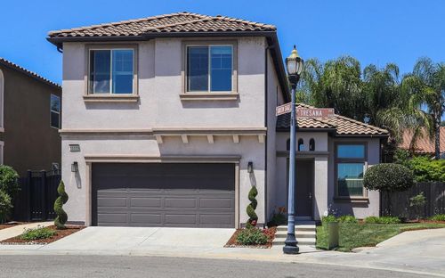 11333 N Tresana Ave, Fresno, CA, 93730-8858 | Card Image