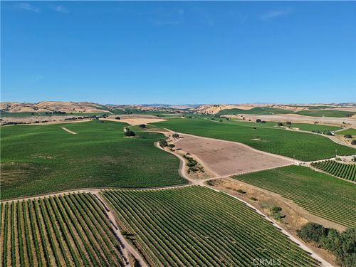 2980 Pleasant Rd, San Miguel, CA, 93451-9562 | Card Image