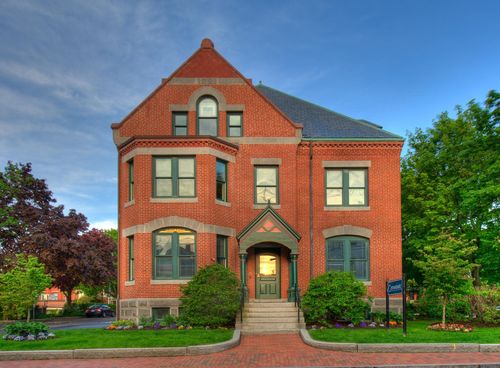 suites-300w-and-400-30 Penhallow Street, Portsmouth, NH, 03801 | Card Image