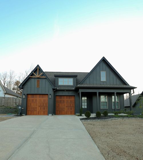 7103 Mercedes Ln, Ooltewah, TN, 37363-5564 | Card Image