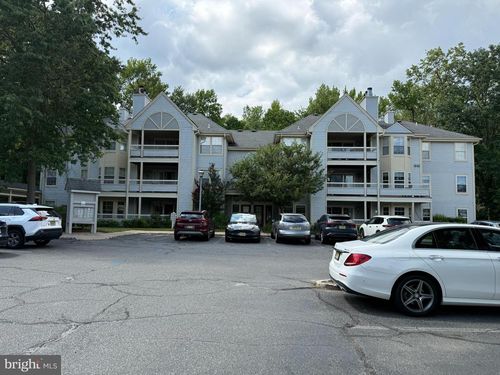 10-111 Biscayne Ct, Princeton, NJ, 08540-7803 | Card Image