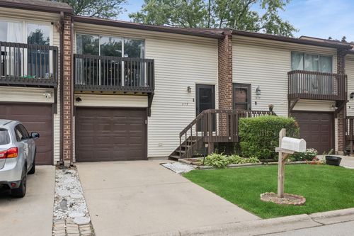 275 Old Elm Dr, Bolingbrook, IL, 60440-1836 | Card Image