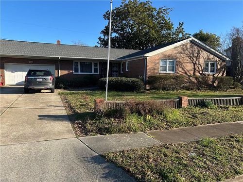 2427 Heutte Dr, Norfolk, VA, 23518-4531 | Card Image