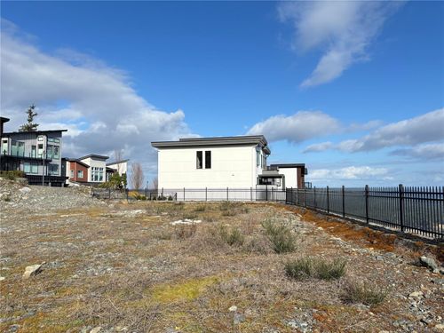 1151 Navigation Crt, Langford, BC, V9B0P4 | Card Image