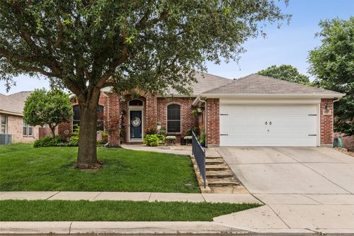 13137 Fencerow Rd, Fort Worth, TX, 76244-8105 | Card Image