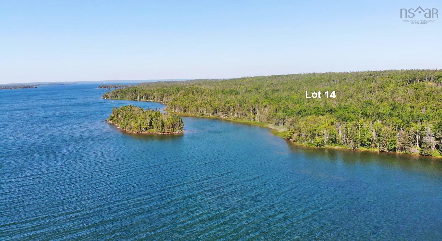Land in Lennox Passage 2