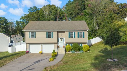 16 Liane Dr, Woonsocket, RI, 02895-1783 | Card Image