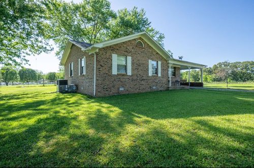 7 County Road 227, Corinth, MS, 38834-7528 | Card Image