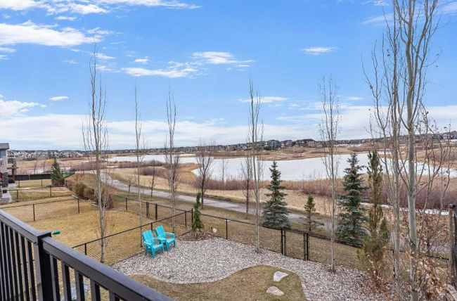 153 Marquis Point Se, Home with 4 bedrooms, 3 bathrooms and 4 parking in Calgary AB | Image 12