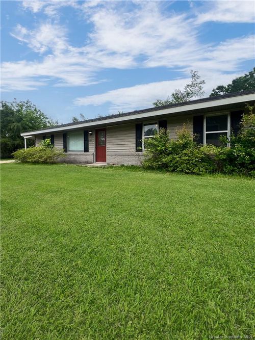 2104 Linda Dr, Westlake, LA, 70669-2410 | Card Image