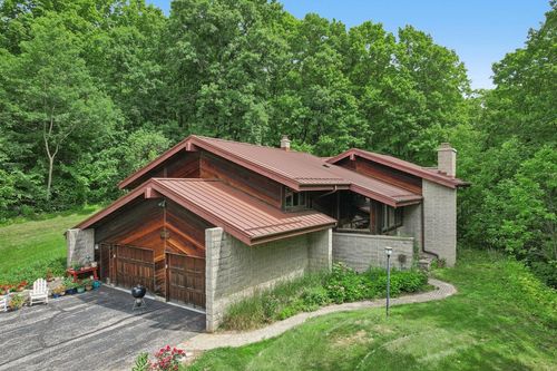 7440 County Highway D, Barton, WI, 53090 | Card Image