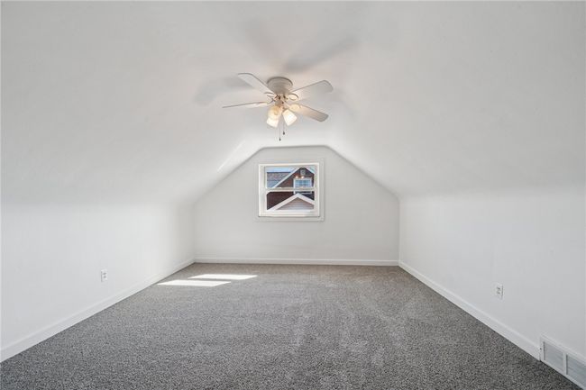 304 E Patty Ln, House other with 3 bedrooms, 2 bathrooms and 1 parking in Monroeville PA | Image 11
