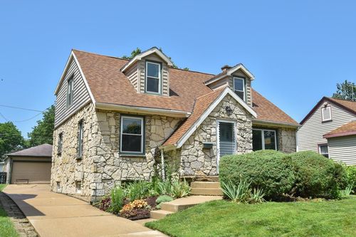 819 S 90th Street, WEST ALLIS, WI, 53214 | Card Image