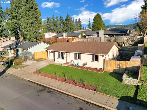 1336 S 7th St, Cottage Grove, OR, 97424-2749 | Card Image