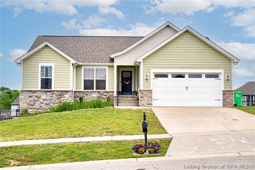 5006 Oakhill Ln, Georgetown, IN, 47122-7453 | Card Image