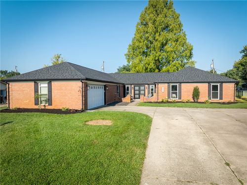 2411 Brown Bark Dr, Dayton, OH, 45431 | Card Image