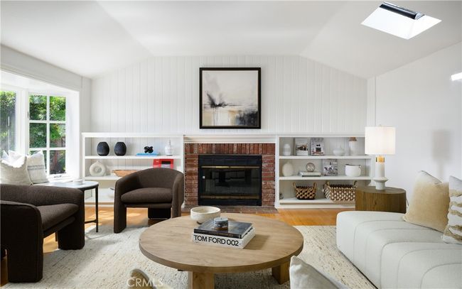 2130 Glenneyre St, House other with 2 bedrooms, 2 bathrooms and 2 parking in Laguna Beach CA | Image 11