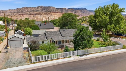 238 W 6th St, Palisade, CO, 81526-5019 | Card Image