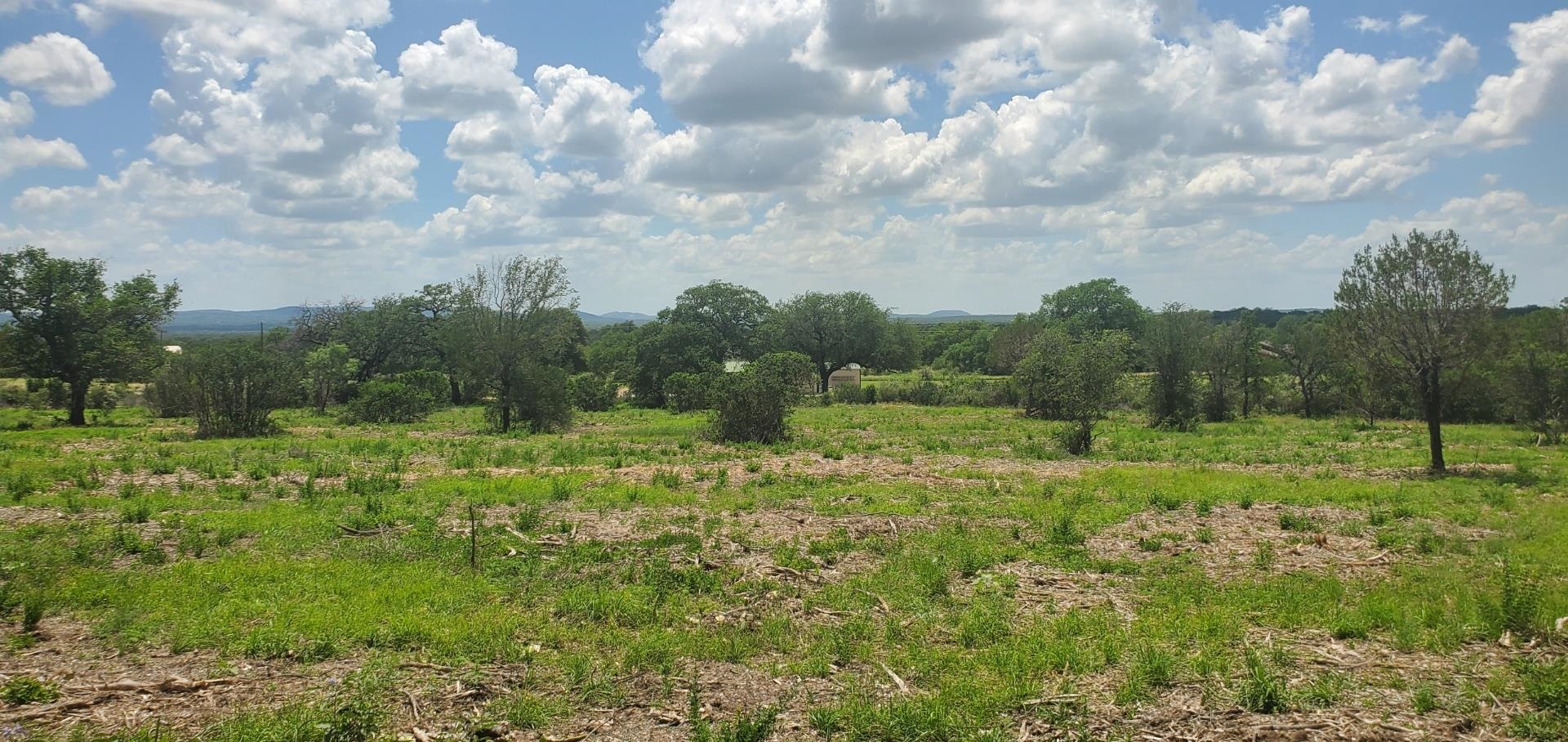 Land in Buchanan Dam 4