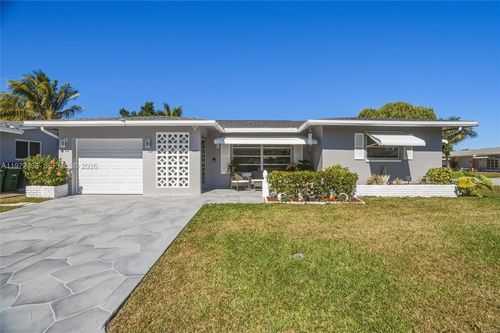 5409 Nw 49th Ave, Tamarac, FL, 33319-3205 | Card Image