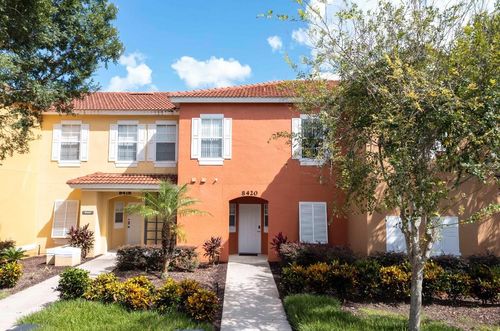 8420 Blue Lagoon Dr, KISSIMMEE, FL, 34747-3003 | Card Image