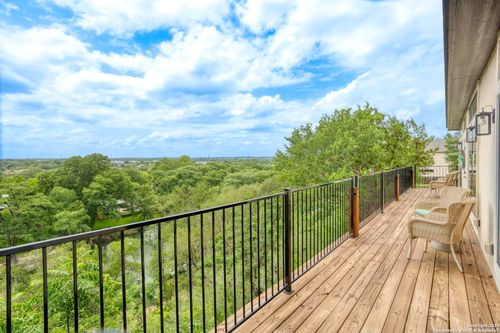 a-1121 Gruene Rd, New Braunfels, TX, 78130-3107 | Card Image
