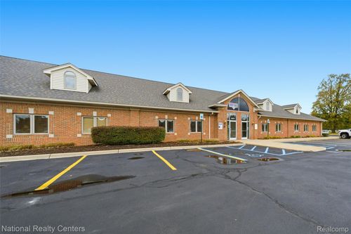 45679 Village Blvd, Shelby Township, MI, 48315-6068 | Card Image