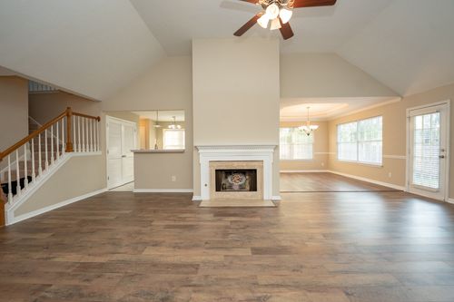 117 Breakwater Bay, Hermitage, TN, 37076-3675 | Card Image
