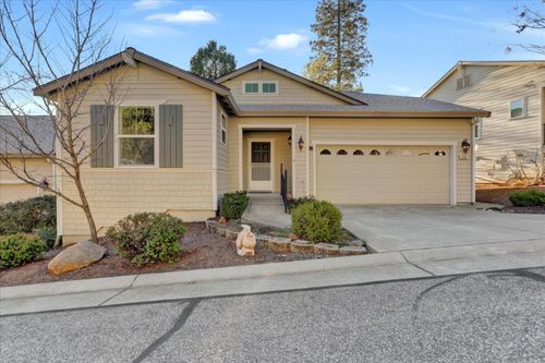 225 Mallard Dr, Grass Valley, CA, 95945-5745 | Card Image