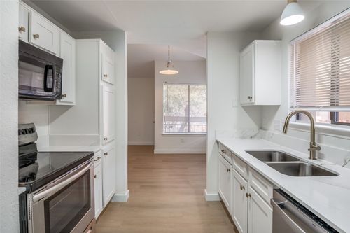 apt-d31-5550 Spring Valley Rd, Dallas, TX, 75254-2405 | Card Image